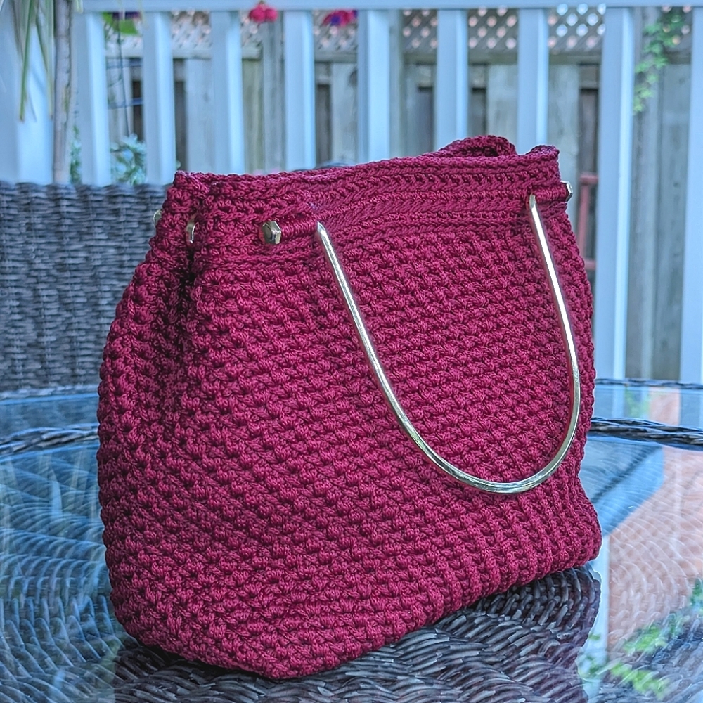 Classy burgundy handbag